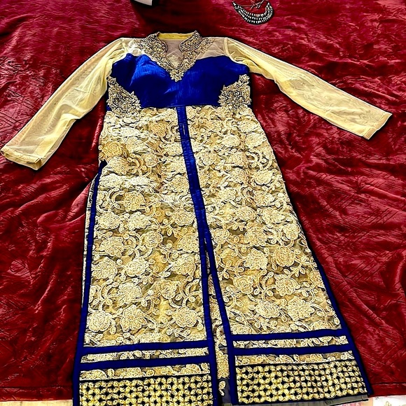 NEW Lehenga Suit 🎉HOST PICK🎉😊 - Picture 4 of 8